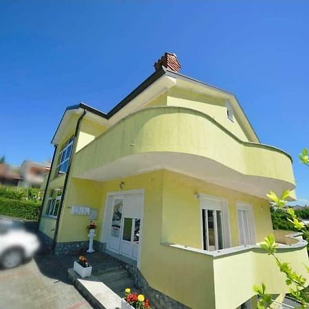 Apartments Mrkonja マトゥリ エクステリア 写真